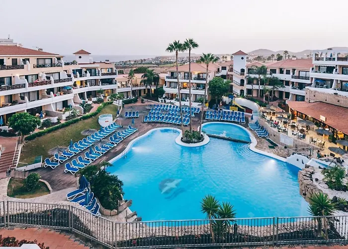 Breathtaking Ocean View, Adult And Kids Pools & Fiber Wi-Fi
