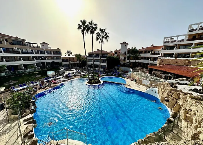 Breathtaking Ocean View, Adult And Kids Pools & Fiber Wi-Fi